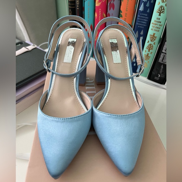 Be Mine Neima Block Heeled Shoes in Pale Blue Satin from ASOS (Size US 5/UK 3) - Picture 3 of 12
